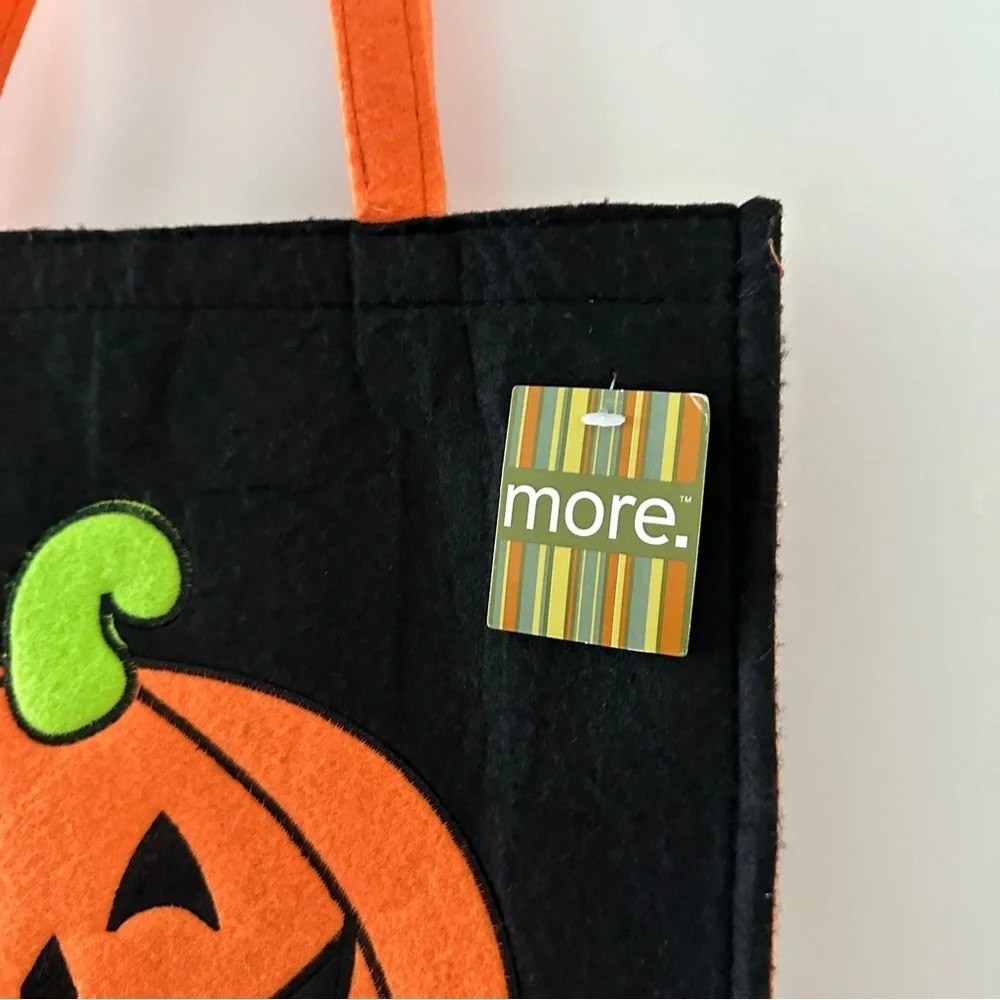NWT Halloween Pumpkin Felt Trick-or-Treat Bag Black & Orange Jack O’Lantern Fall
